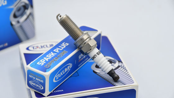 Купить Известные автоматические свечи зажигания K6RTC (BKR6E) для МЕСТА Форда VW BMW Honda Тойота Производство в сети