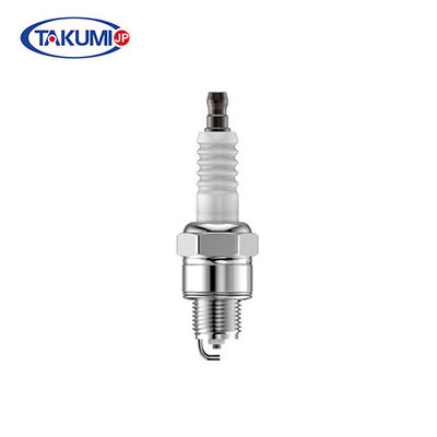Автоматические свечи зажигания Denso Q20R-U и NGK BCPR6ES/BCPR6ES11